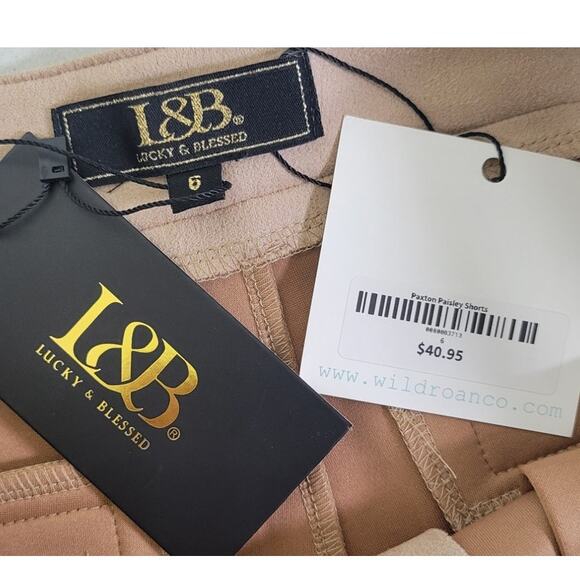 Lucky & Blessed Shorts Womens Size 6 Boho Aztec Hippie Cowgirl Shorts Boho NWT - Picture 7 of 7